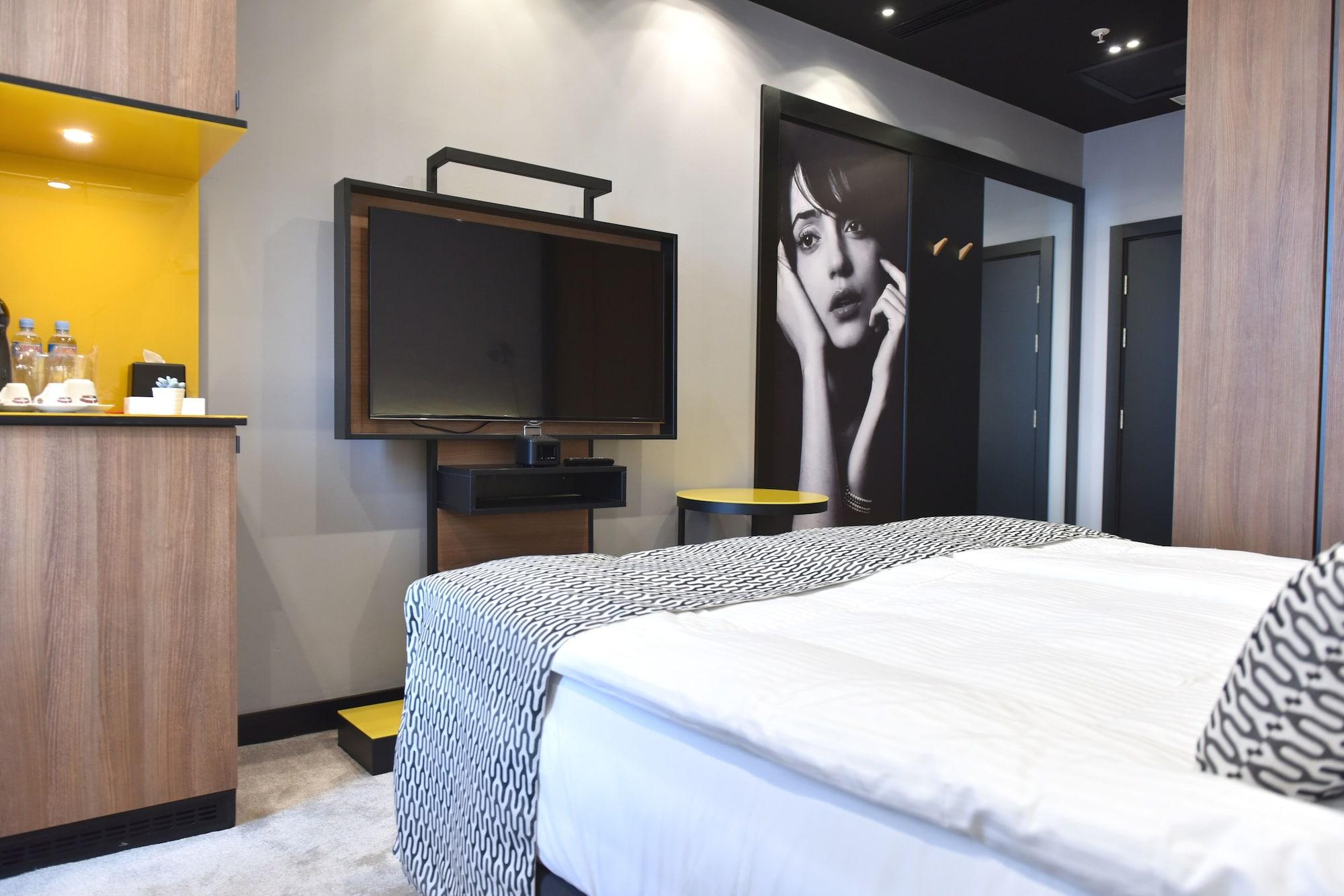 Hotel Panoramika Design & Spa سكوبجي المظهر الخارجي الصورة