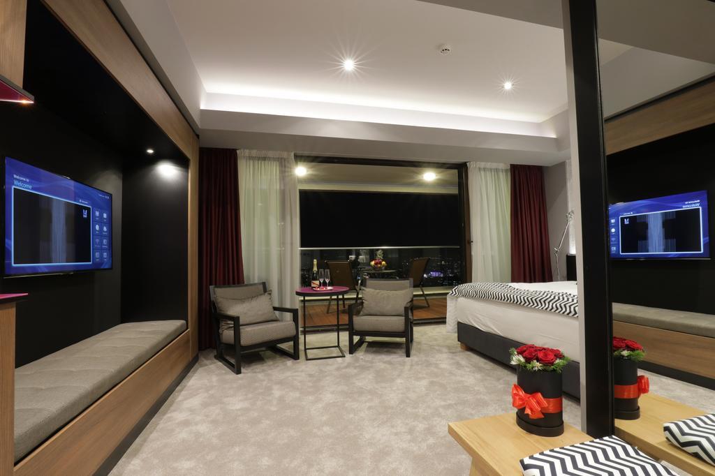 Hotel Panoramika Design & Spa سكوبجي المظهر الخارجي الصورة